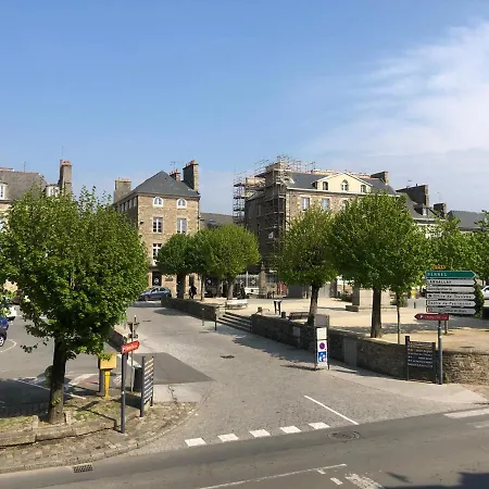 L'aparthe - Vue Sur La Place Du Marche Apartment *
