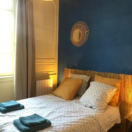 Apartment L'aparthe - Vue Sur La Place Du Marche *