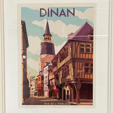L'aparthe - Vue Sur La Place Du Marche Dinan